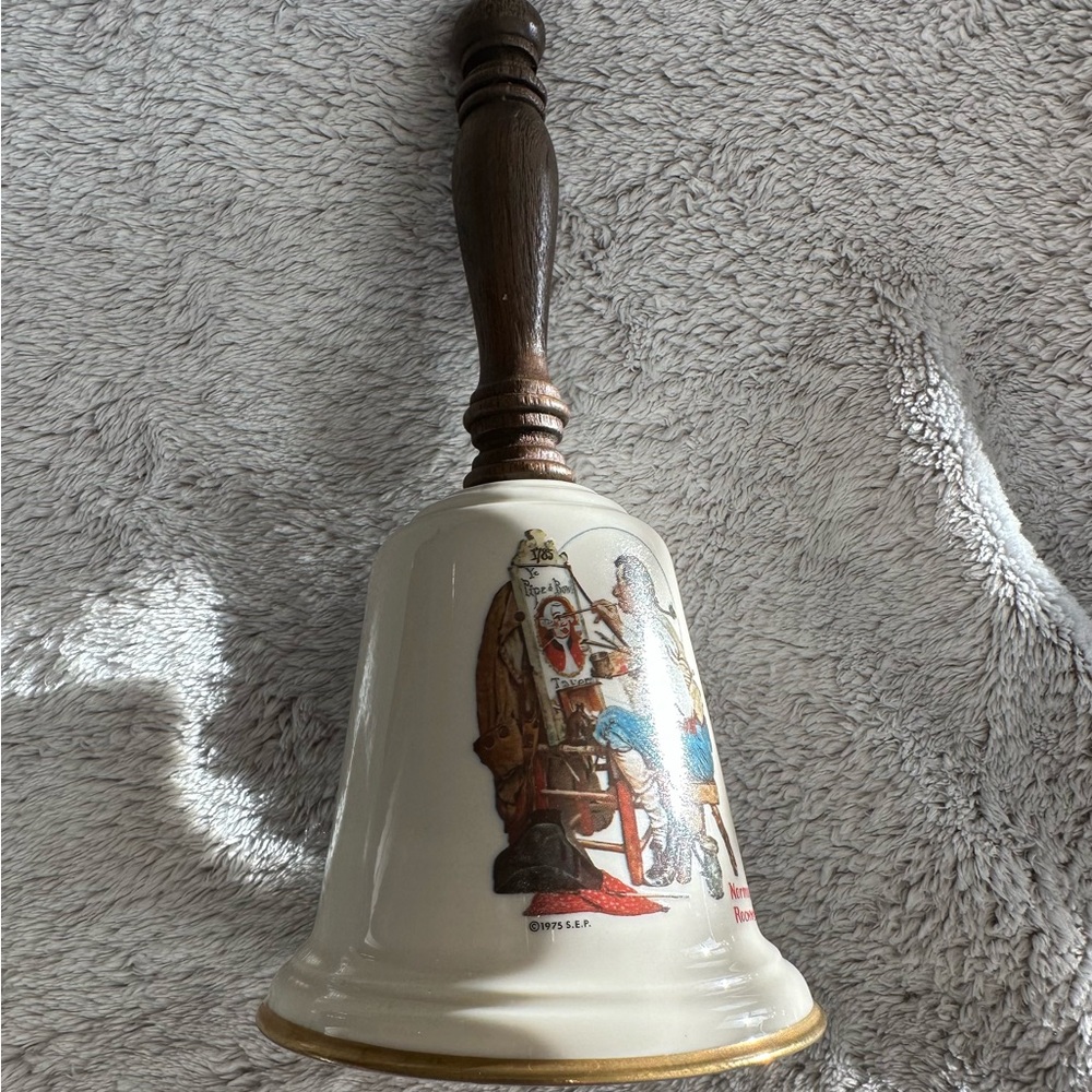 VTG Norman Rockwell TAVERN SIGN PAINTER 1976 - LIMITED EDITION BELL - Picture 4 of 9